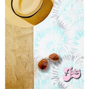 🌸⛱🏝NWT Juicy Couture beach towel